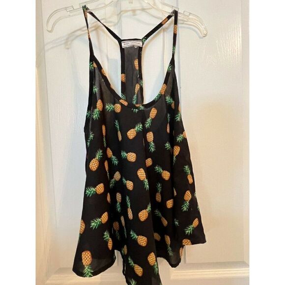 Body Central Pineapple Top - FLAW - Picture 2 of 5